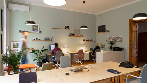 How Businesses Benefit From Designing A Professional Working Space